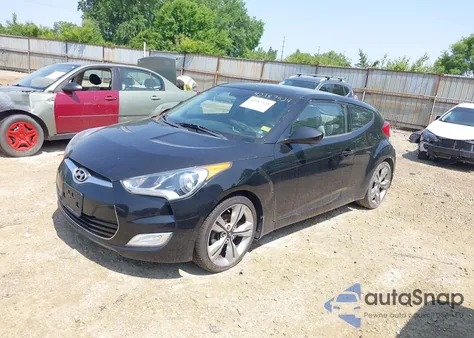 2013 Hyundai Veloster Base W/Gray from USA, damaged, VIN KMHTC6AD8DUO84703